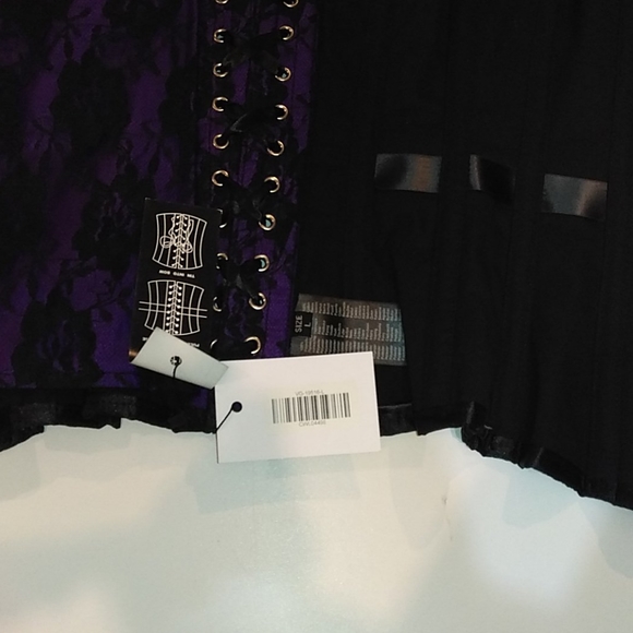 Authentic Corset - Picture 6 of 6